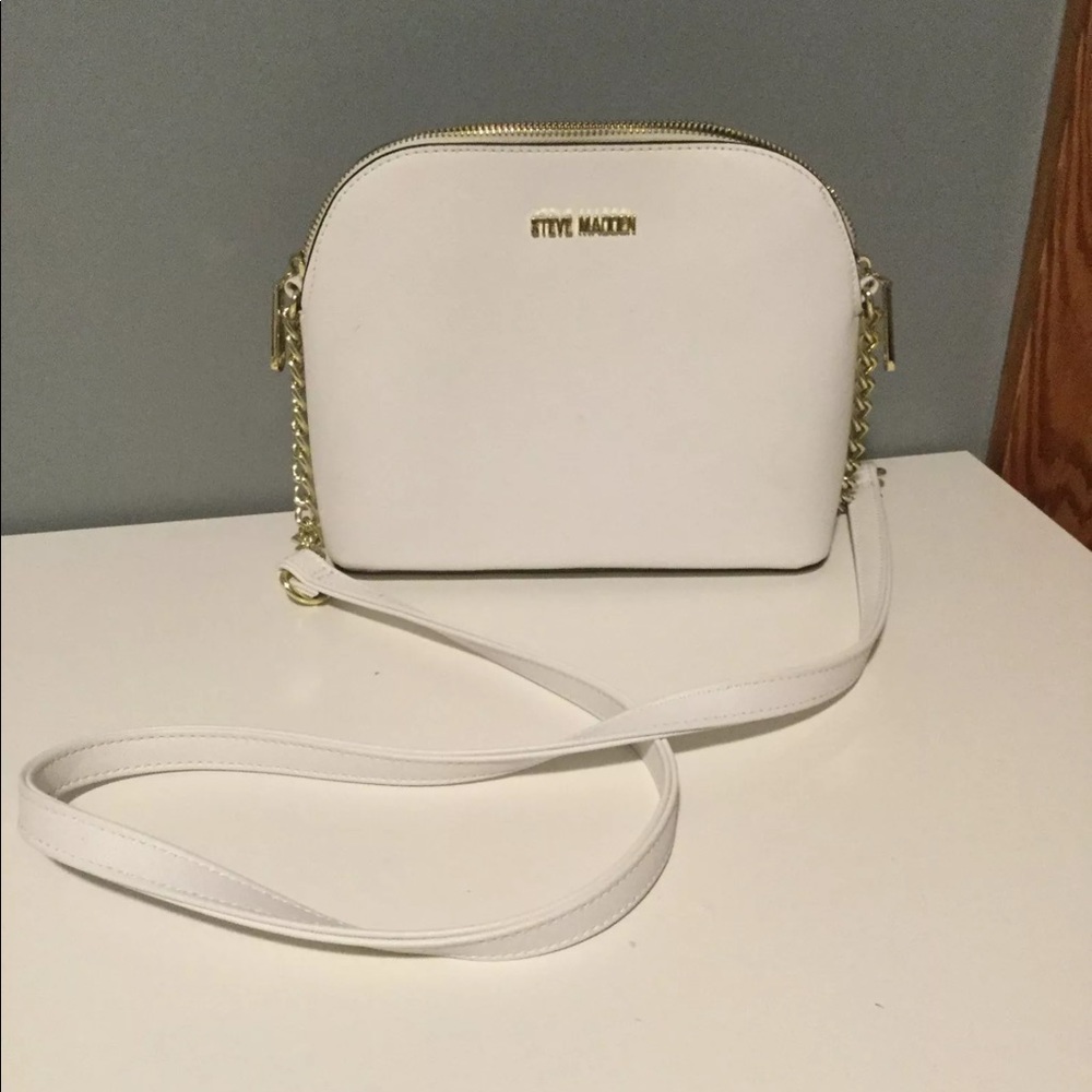 STEVE MADDEN CROSS BODY BAG